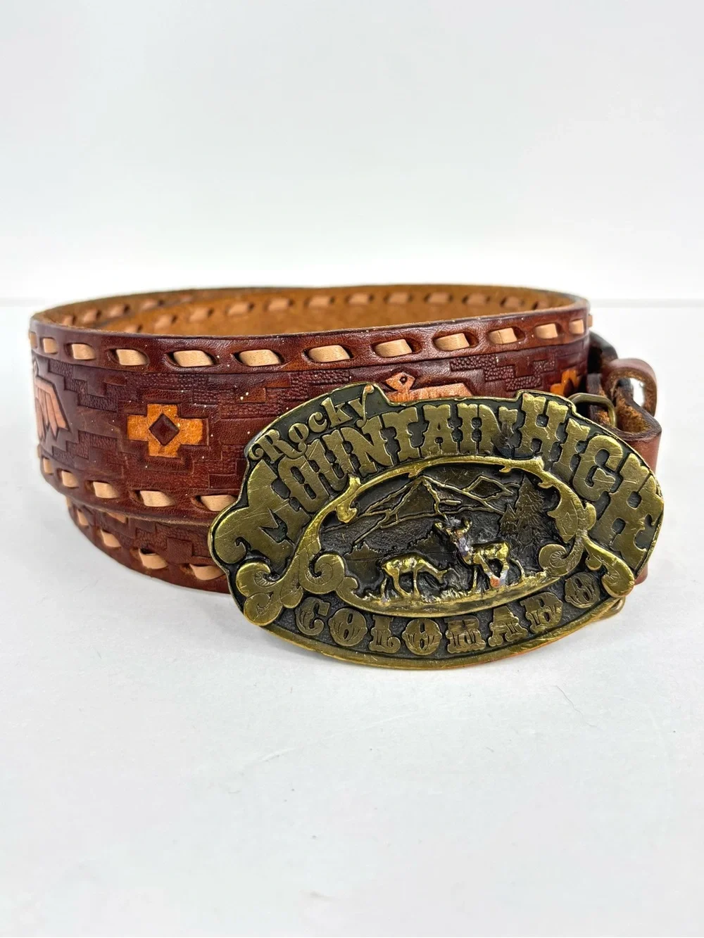 VTG Signed 1975 Rocky Mountain High Colorado Brass Buckle Tooled Leather Belt